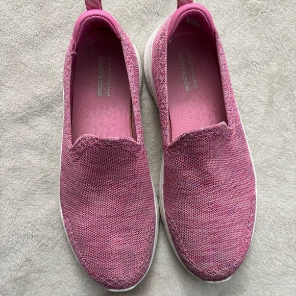 Skechers Shoes - Skechers Air Cooled Goga Mat Women's Pink Knit Slip-On Sneakers Size 7.5